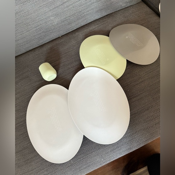 GUC EZPZ Mini Mats, Mini Bowls, and Small Cup - Picture 6 of 6